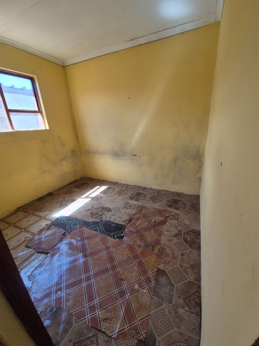 2 Bedroom Property for Sale in Bethelsdorp Eastern Cape